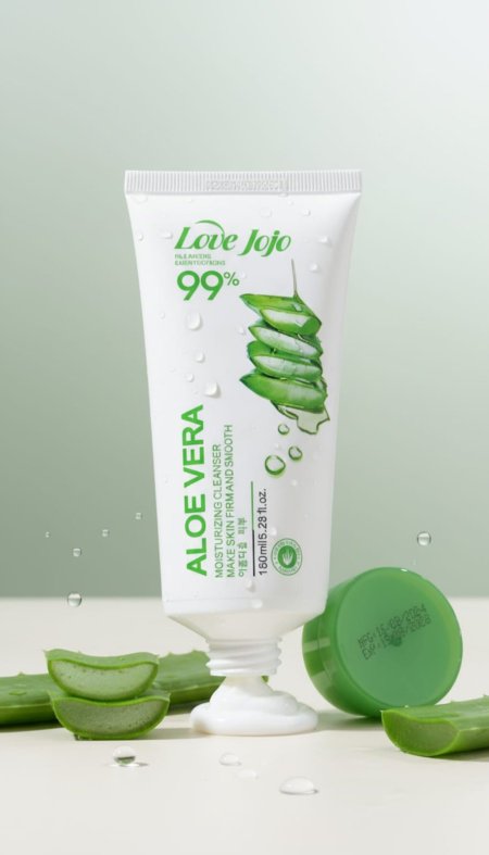 منظف و مرطب الالوفيرة